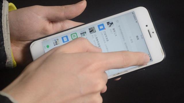 没人想信用卡逾期，确实没钱还，可以用这款APP刷卡还款