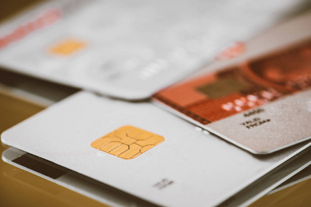 信用卡不用pos机怎么刷卡？教你手机app简单刷卡的方法