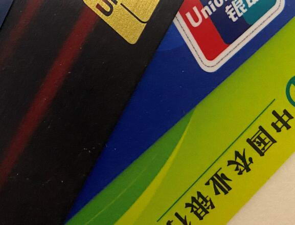 手机能直接刷卡的app：手续费低还安全谁能不爱